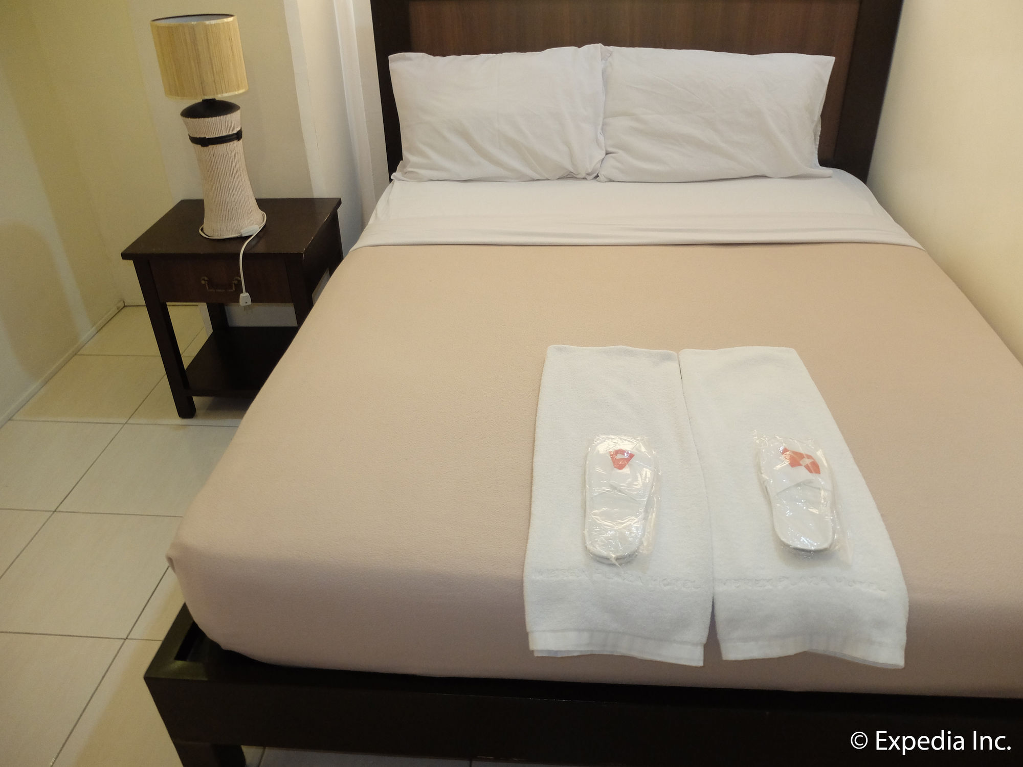 Imerex Plaza Hotel Angeles Esterno foto