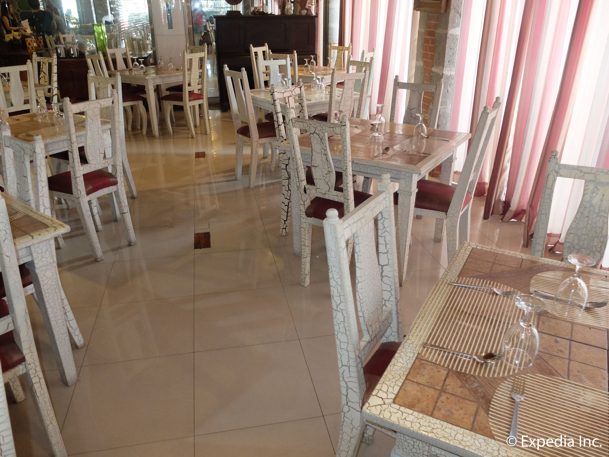 Imerex Plaza Hotel Angeles Esterno foto